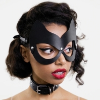 Černá kožená maska, kočka a druky, pásek