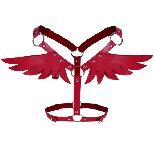 Kožené popruhy na hruď, červená barva a křídla